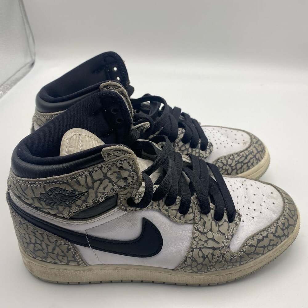 Nike - Picture 2 of 8